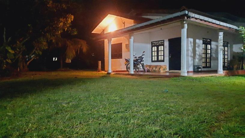 Corner Cottage - Anuradhapura Exterior photo